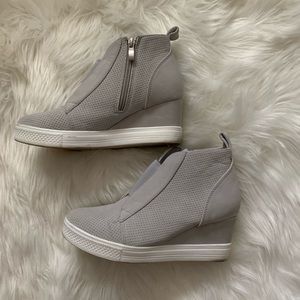 Sneaker Wedges
